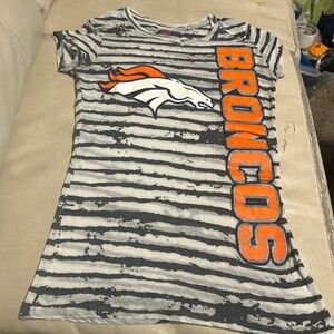 Kids Broncos Striped Gray and Orange Tee